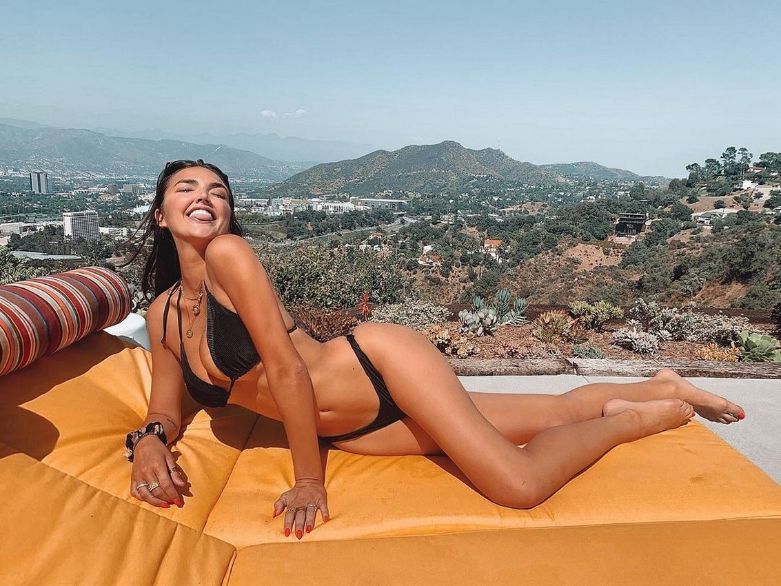 hailee-lautenbach-in-a-bikini-thefappening-cfd-10 Hailee Lautenbach Sexy Feet In Bikini