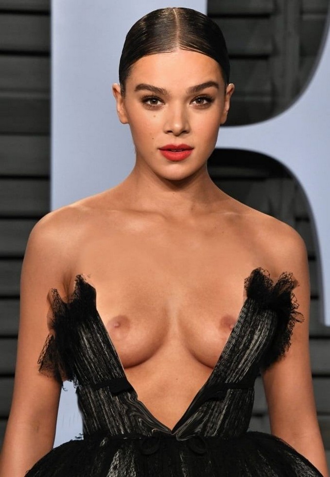 hailee-steinfeld-boobs-thefappening-cfd-2 Hailee Steinfeld Boobs