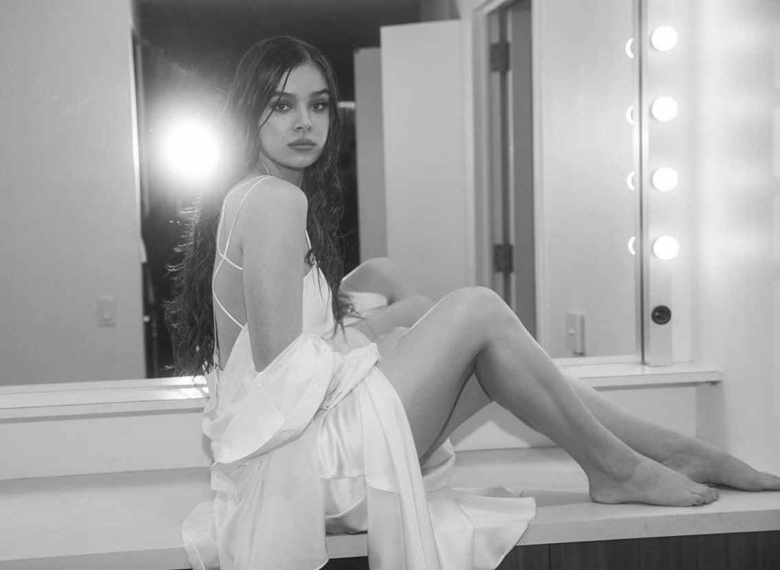 hailee-steinfeld-feet-thefappening-cfd-6 Hailee Steinfeld Naked Feet