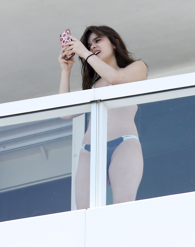 hailee-steinfeld-nude-sexy-1 hailee steinfeld nude sexy 1