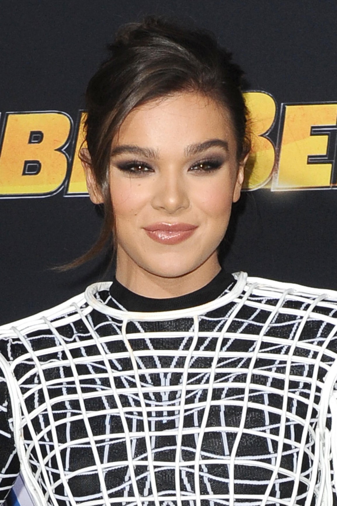 hailee-steinfeld-sexy-feet-14 hailee steinfeld sexy feet 14