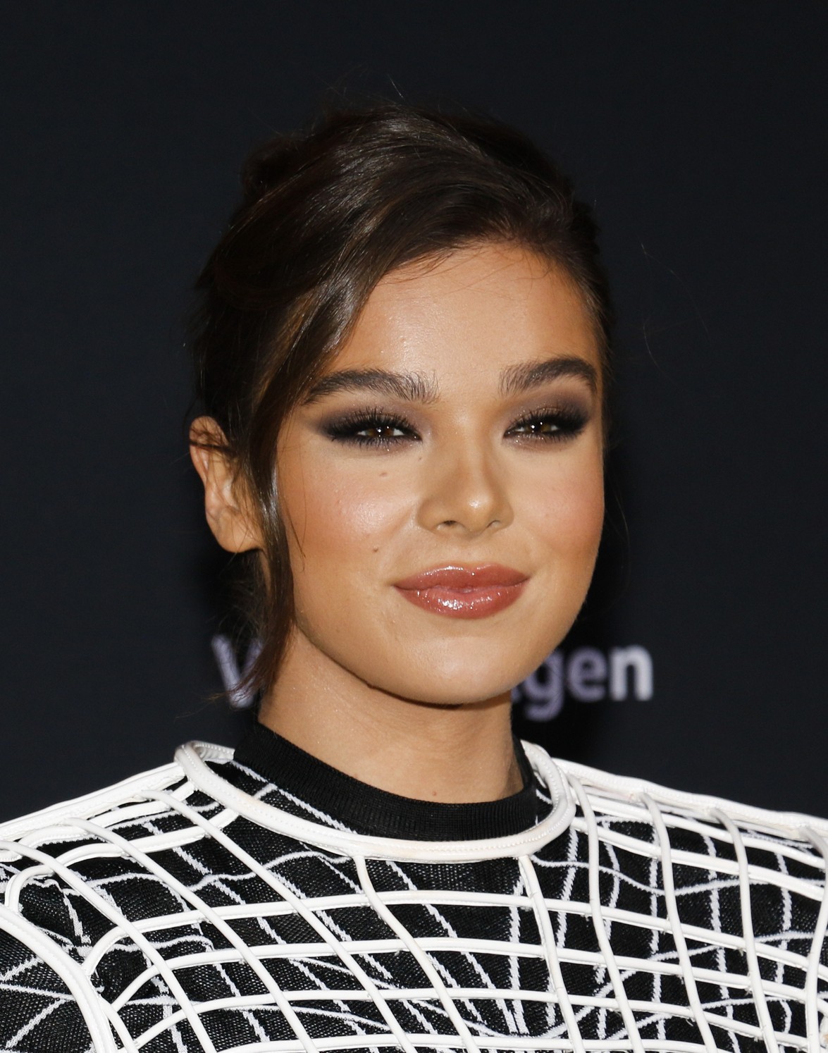 hailee-steinfeld-sexy-feet-48 hailee steinfeld sexy feet 48