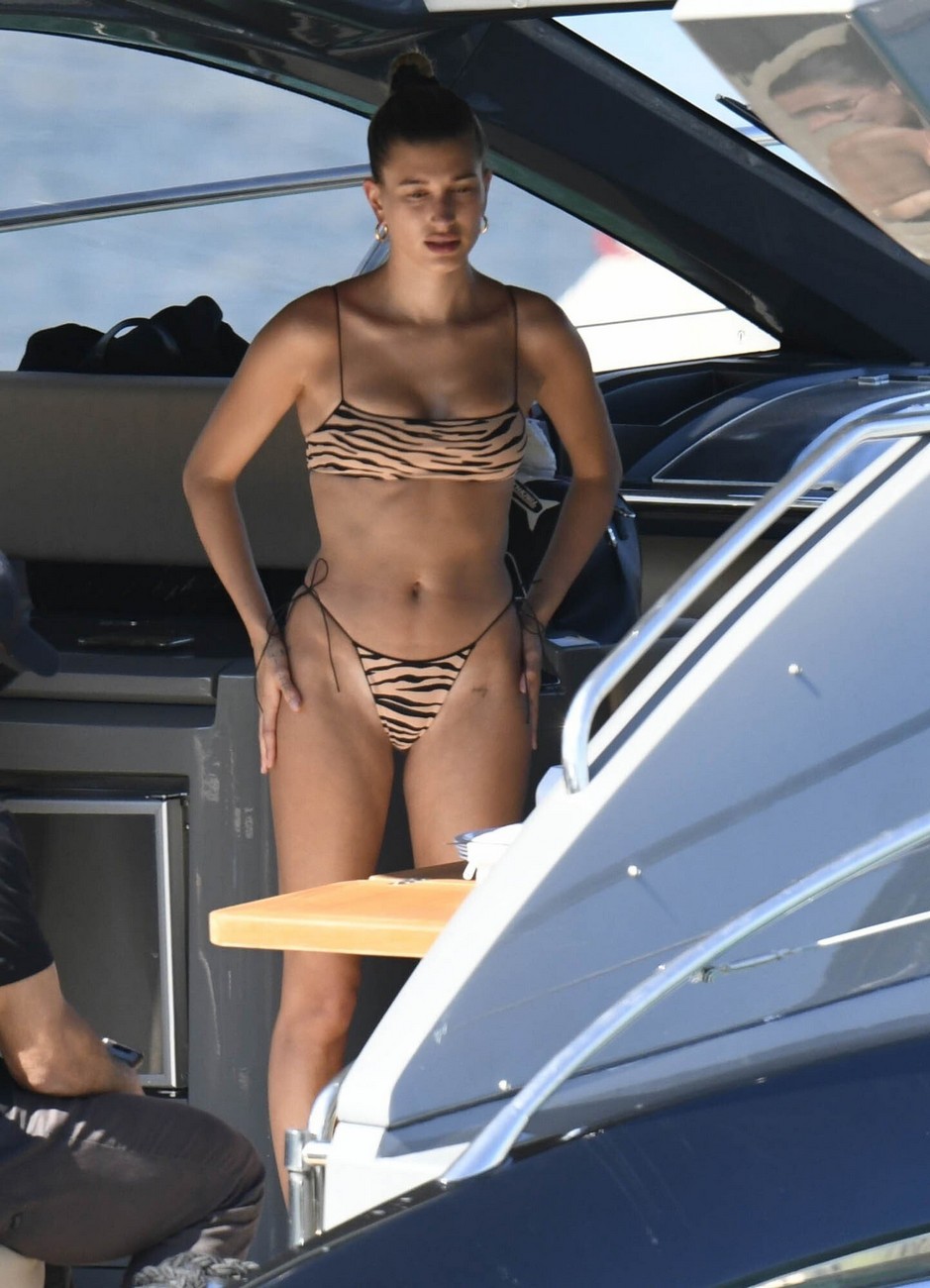 hailey-baldwin-bieber-sexy-ass-bikini-thefappening-pro-10 hailey baldwin bieber sexy ass bikini thefappening pro 10