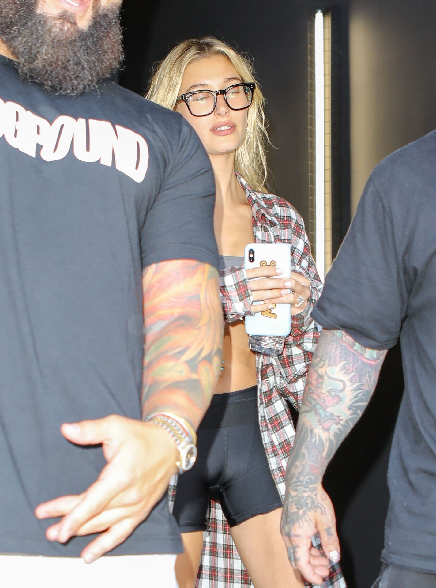 hailey-bieber-cameltoe-thefappening-cfd-5 hailey bieber cameltoe thefappening cfd 5