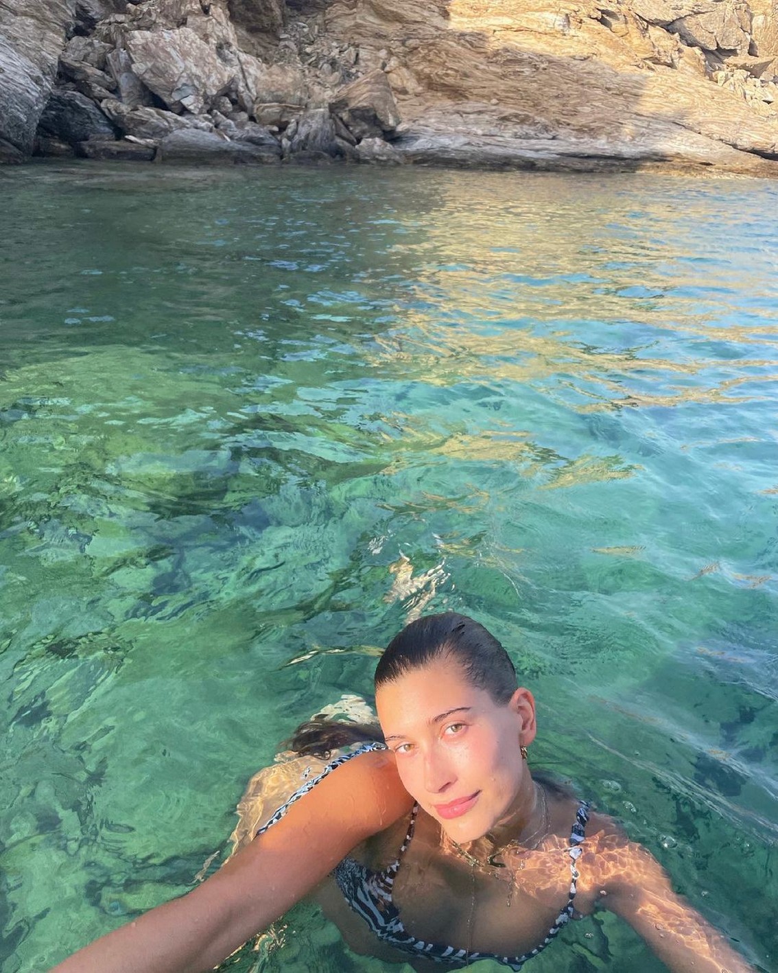 hailey-bieber-in-retro-bikini-by-the-attico-thefappening-cfd-5 hailey bieber in retro bikini by the attico thefappening cfd 5