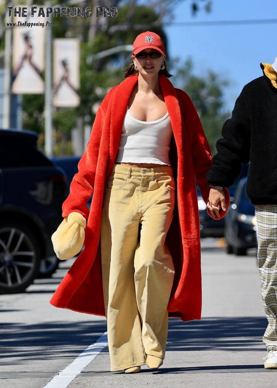 hailey-bieber-pokies-thefappening-cfd-10-1 Hailey Bieber Pokies