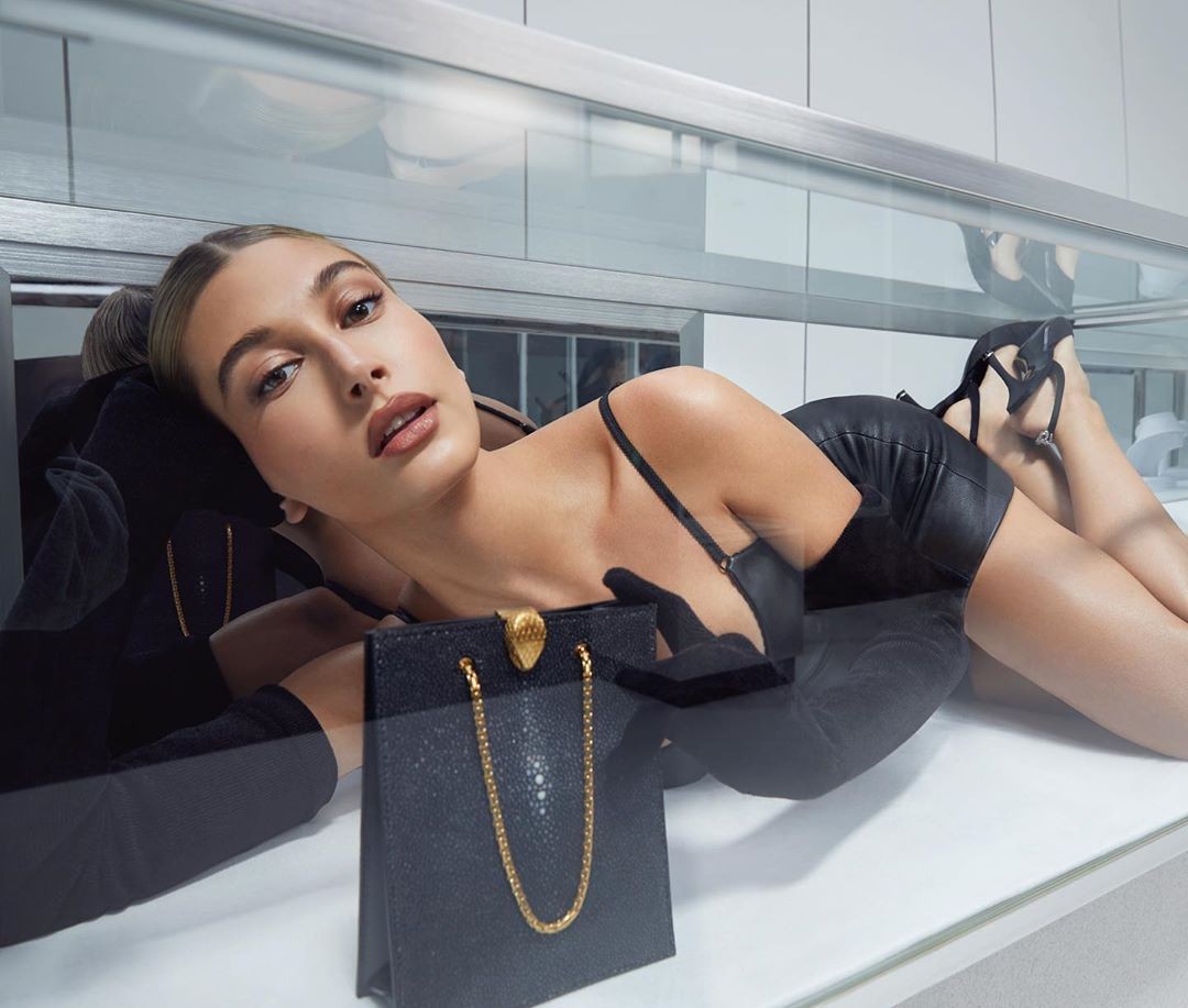 hailey-bieber-sexy-22 Hailey Bieber Hot