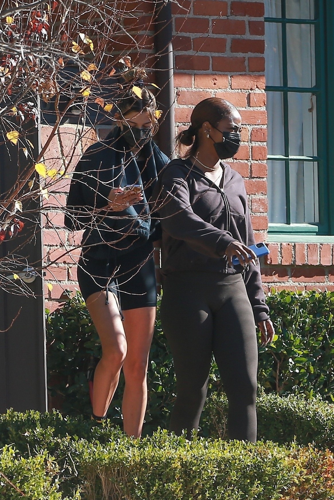 hailey-bieber-sexy-in-small-shorts-thefappening-cfd-14 hailey bieber sexy in small shorts thefappening cfd 14
