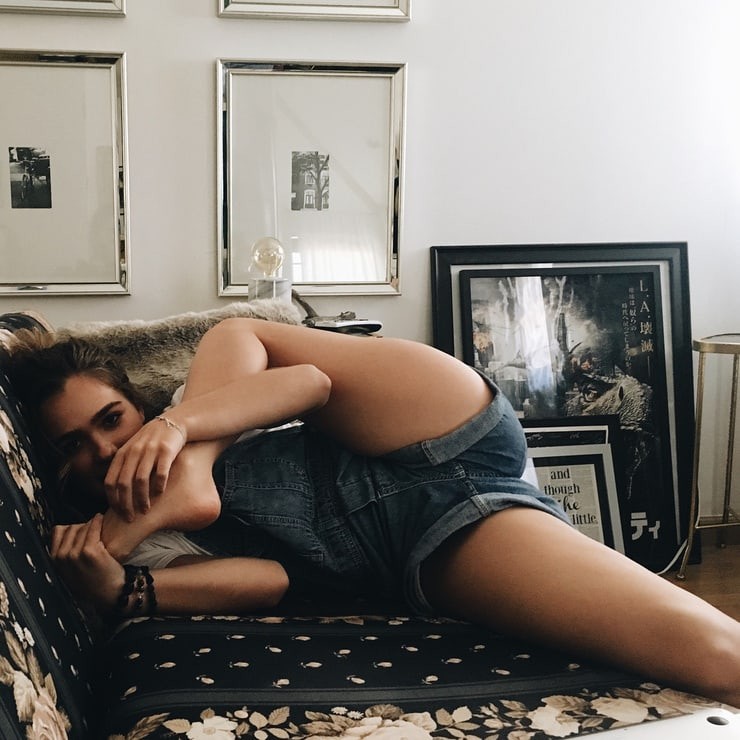 haley-lu-richardson-fappening-sexy-8 haley lu richardson fappening sexy 8