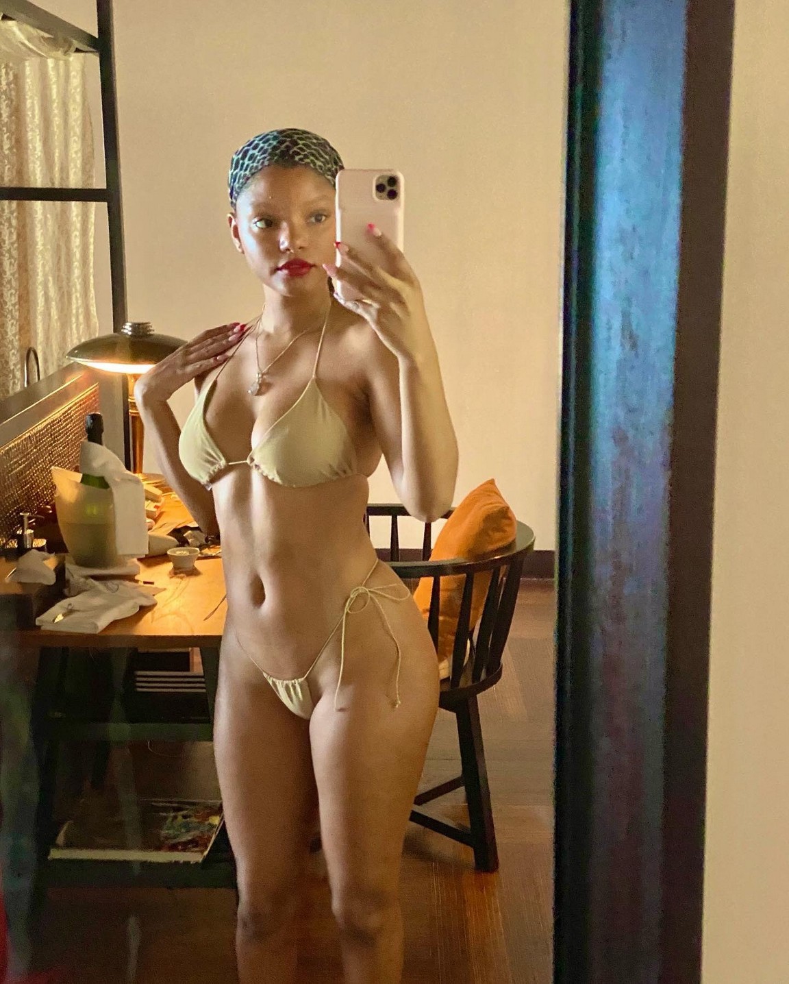 halle-bailey-bikini-thefappening-pro-1 Halle Bailey Leaked Selfie