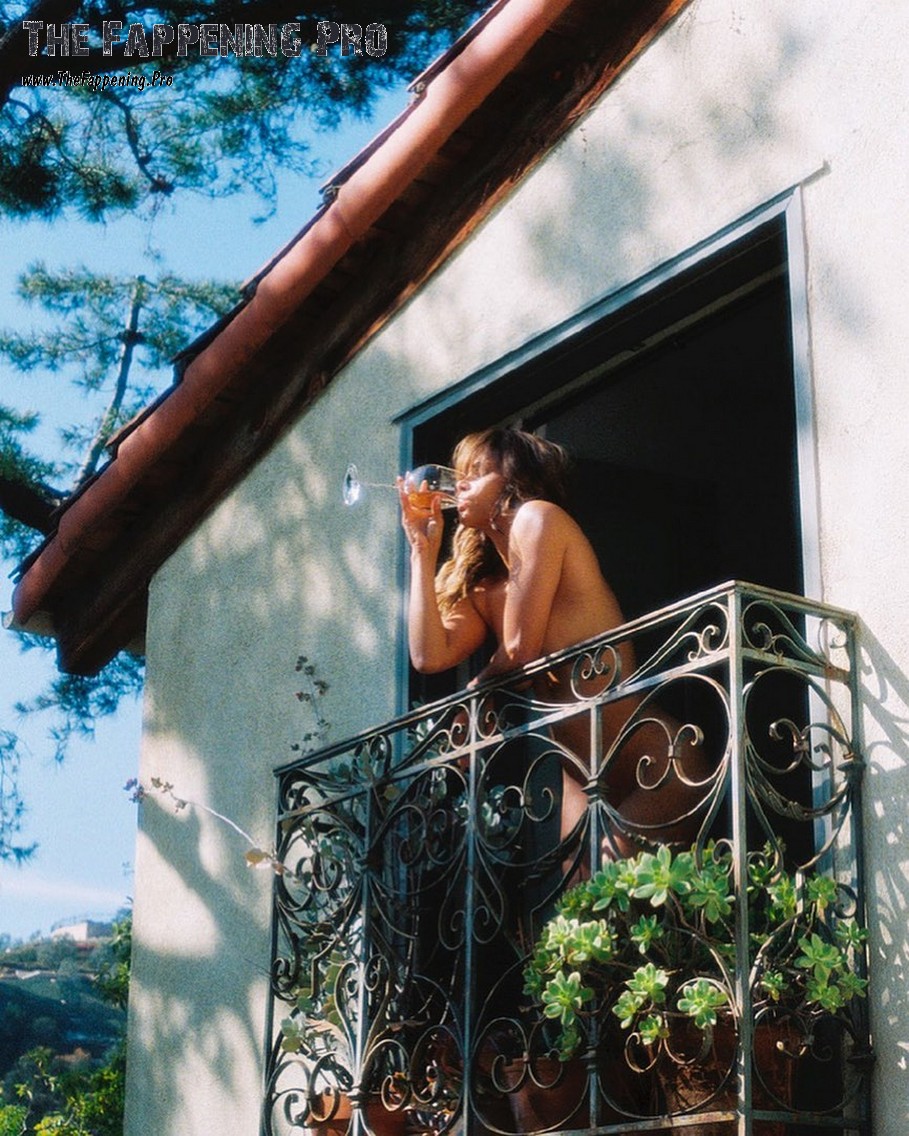 halle-berry-naked-thefappening-cfd-3-1 Halle Berry Nude 2023