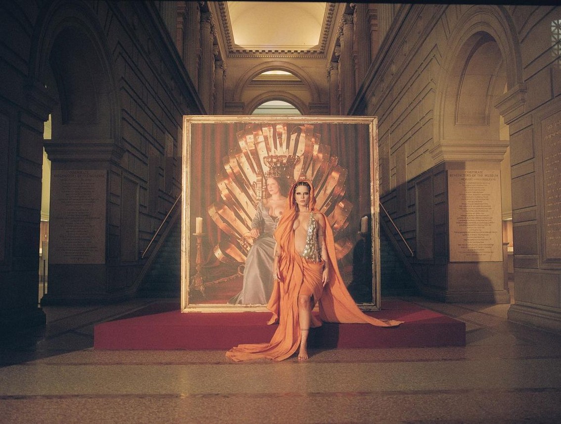halsey-topless-at-the-metropolitan-museum-of-art-thefappening-cfd-3 halsey topless at the metropolitan museum of art thefappening cfd 3