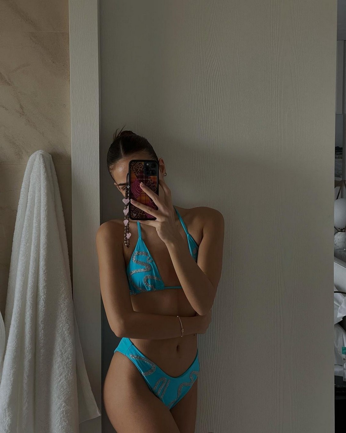 hana-cross-bikini-2022-thefappening-cfd-5 Hana Cross Fappening