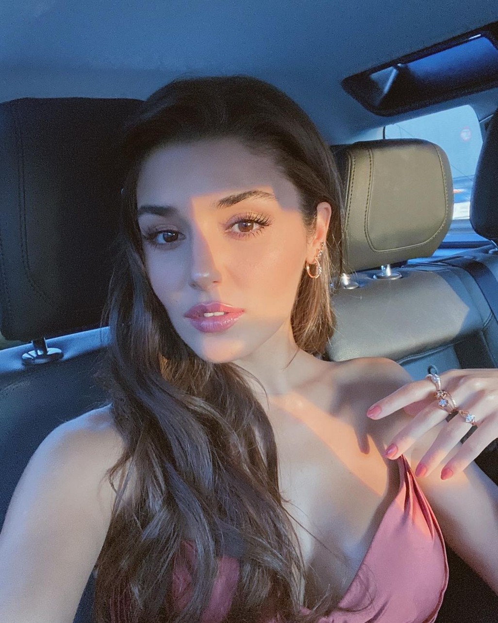 hande-ercel-hot-selfie-thefappening-cfd-3 hande ercel hot selfie thefappening cfd 3