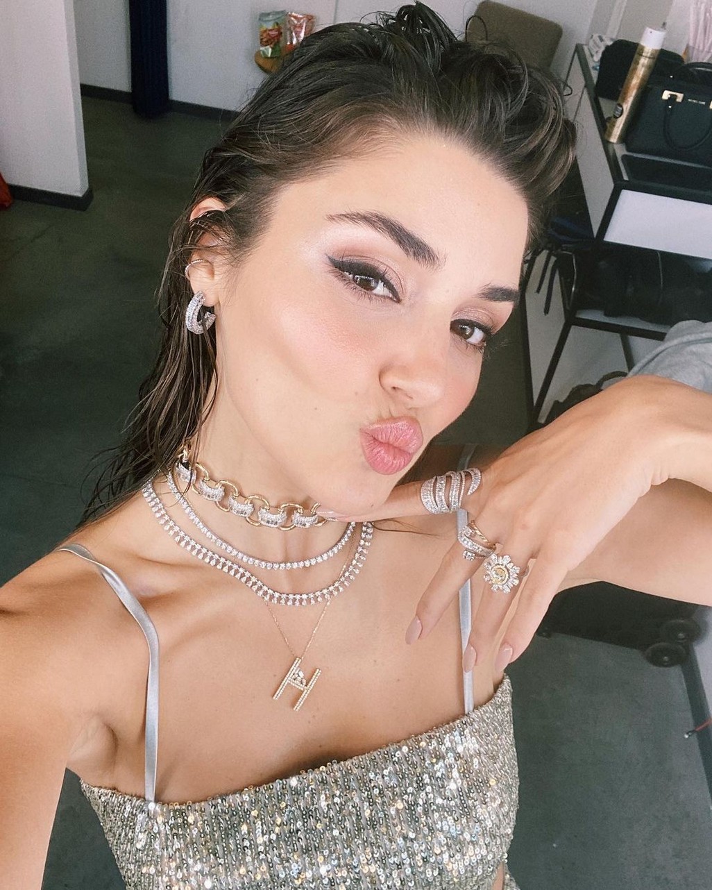 hande-ercel-hot-selfie-thefappening-cfd-6 Hande Ercel Selfie