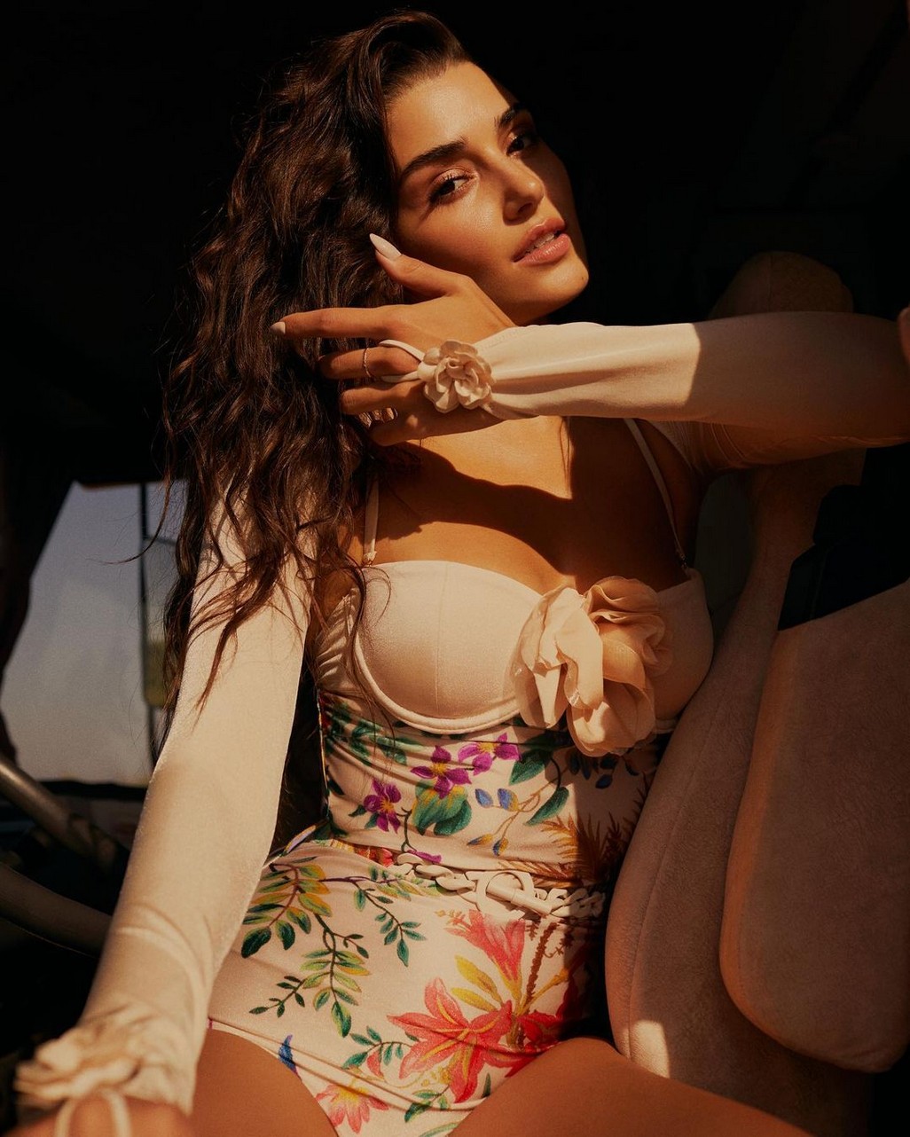 hande-ercel-sexy-thefappening-cfd-14 Hande Ercel Lingerie