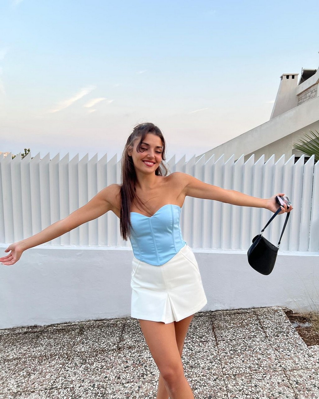 hande-ercel-sexy-thefappening-cfd-17 Hande Ercel Sexy