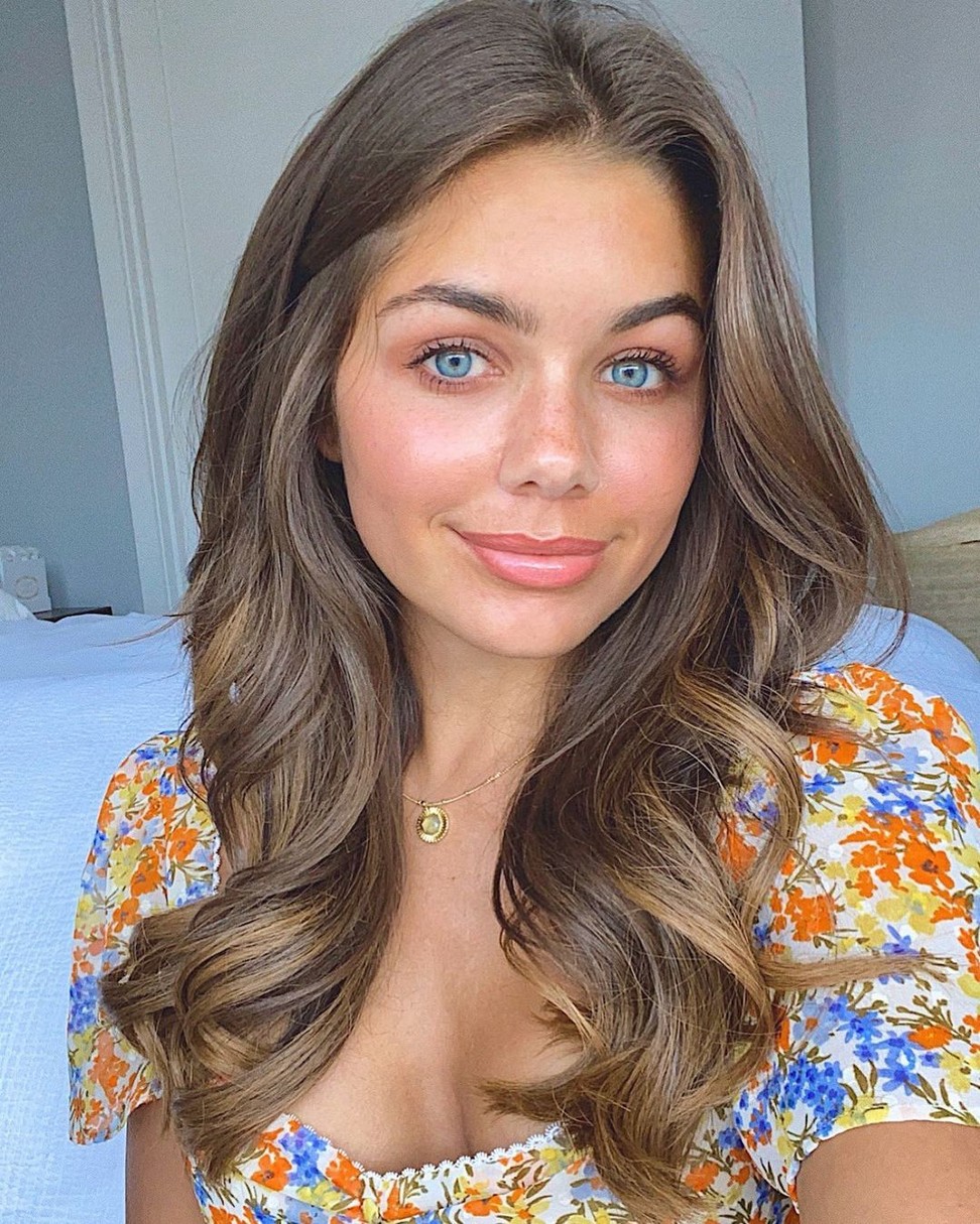 hannah-ann-sluss-hot-model-on-selfie-thefappening-cfd-4 Hannah Ann Sluss Sexy Selfie