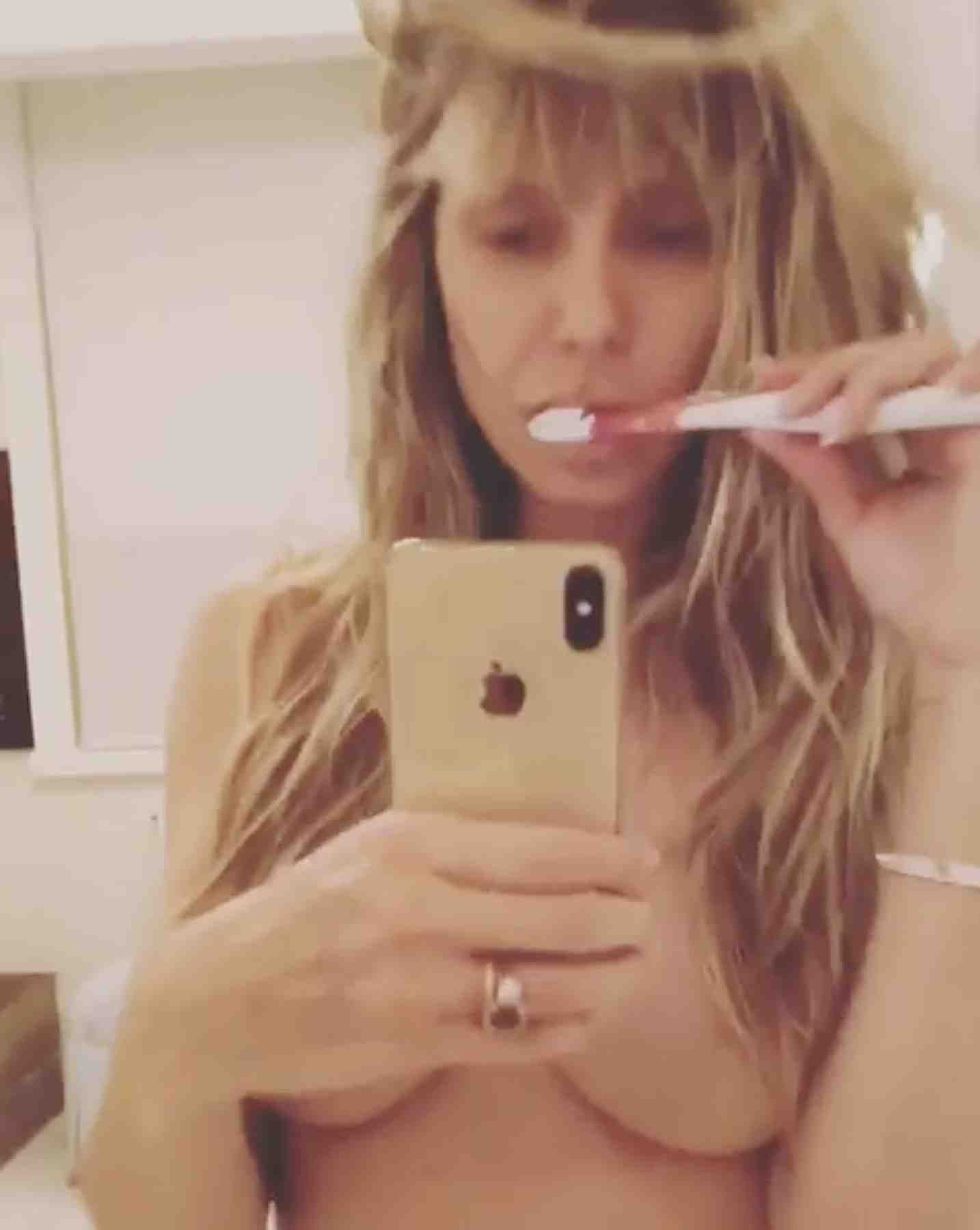 heidi-klum-topless-9 heidi klum topless 9