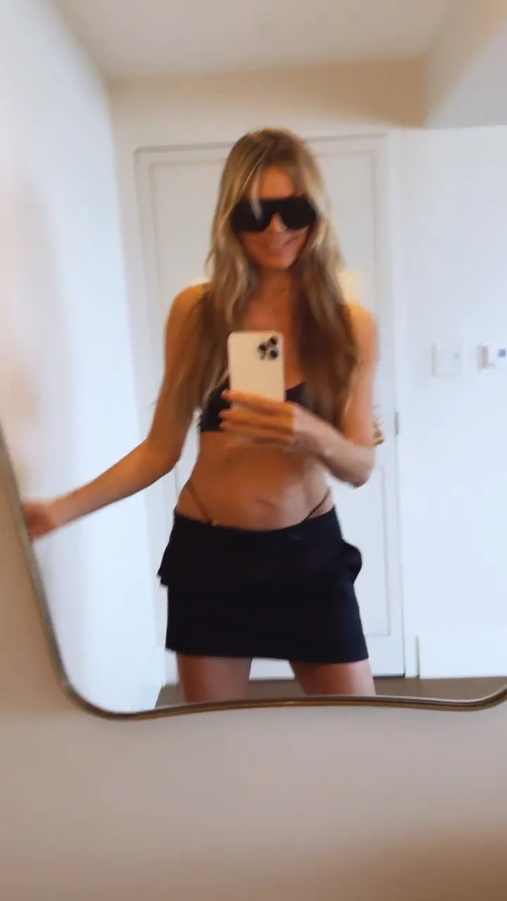 heidi-klum-topless-sexy-thefappening-cfd-14 Heidi Klum Selfie