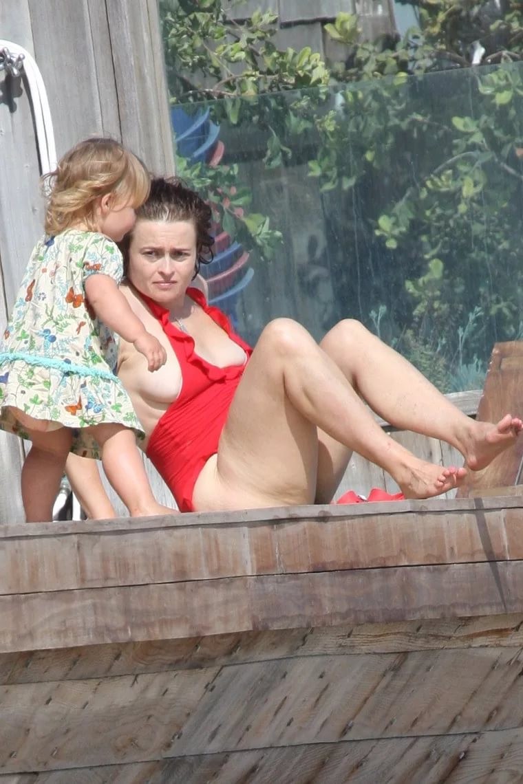 helena-bonham-carter-nude-thefappening-pro-27 helena bonham carter nude thefappening pro 27