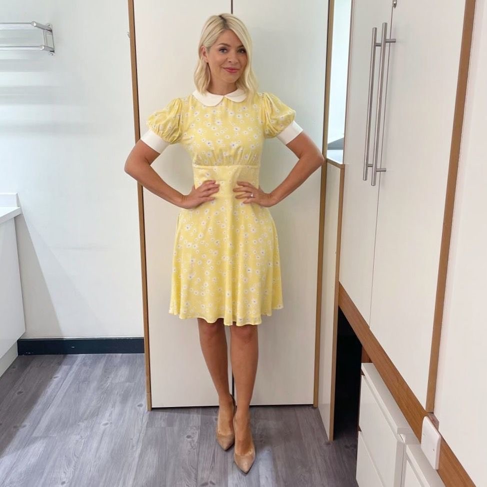 holly-willoughby-sexy-thefappening-cfd-7-1 holly willoughby sexy thefappening cfd 7 1