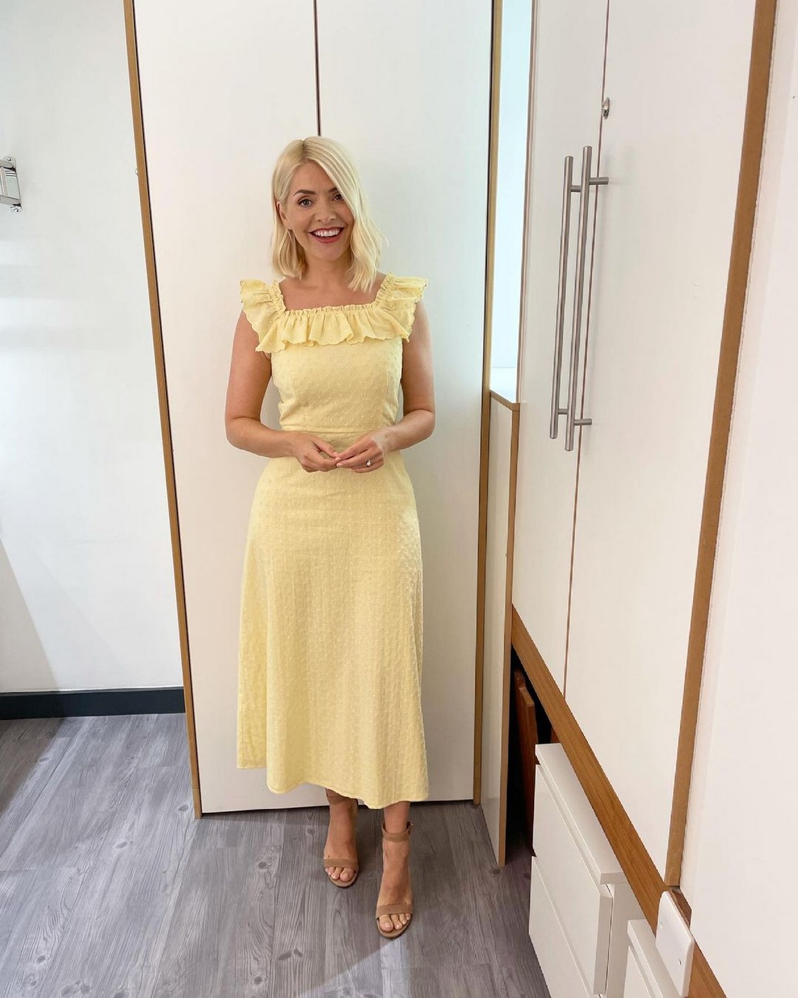 holly-willoughby-sexy-thefappening-cfd-7 holly willoughby sexy thefappening cfd 7