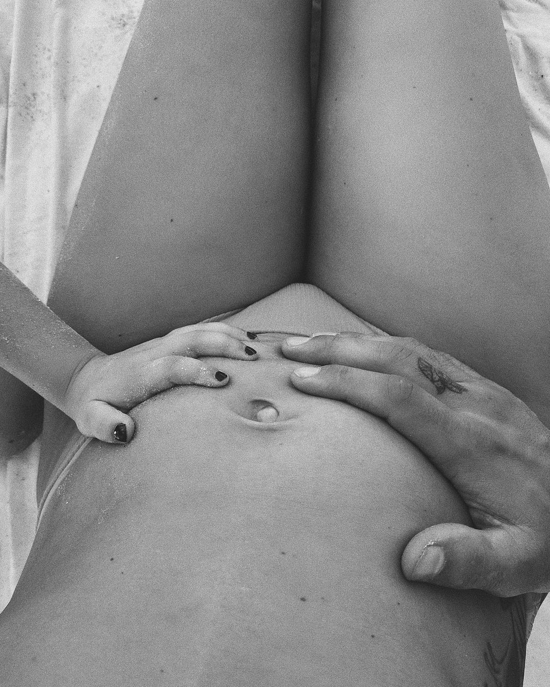 hope-howard-pregnant-nudes-thefappening-cfd-3 Hope Howard Baby Bump