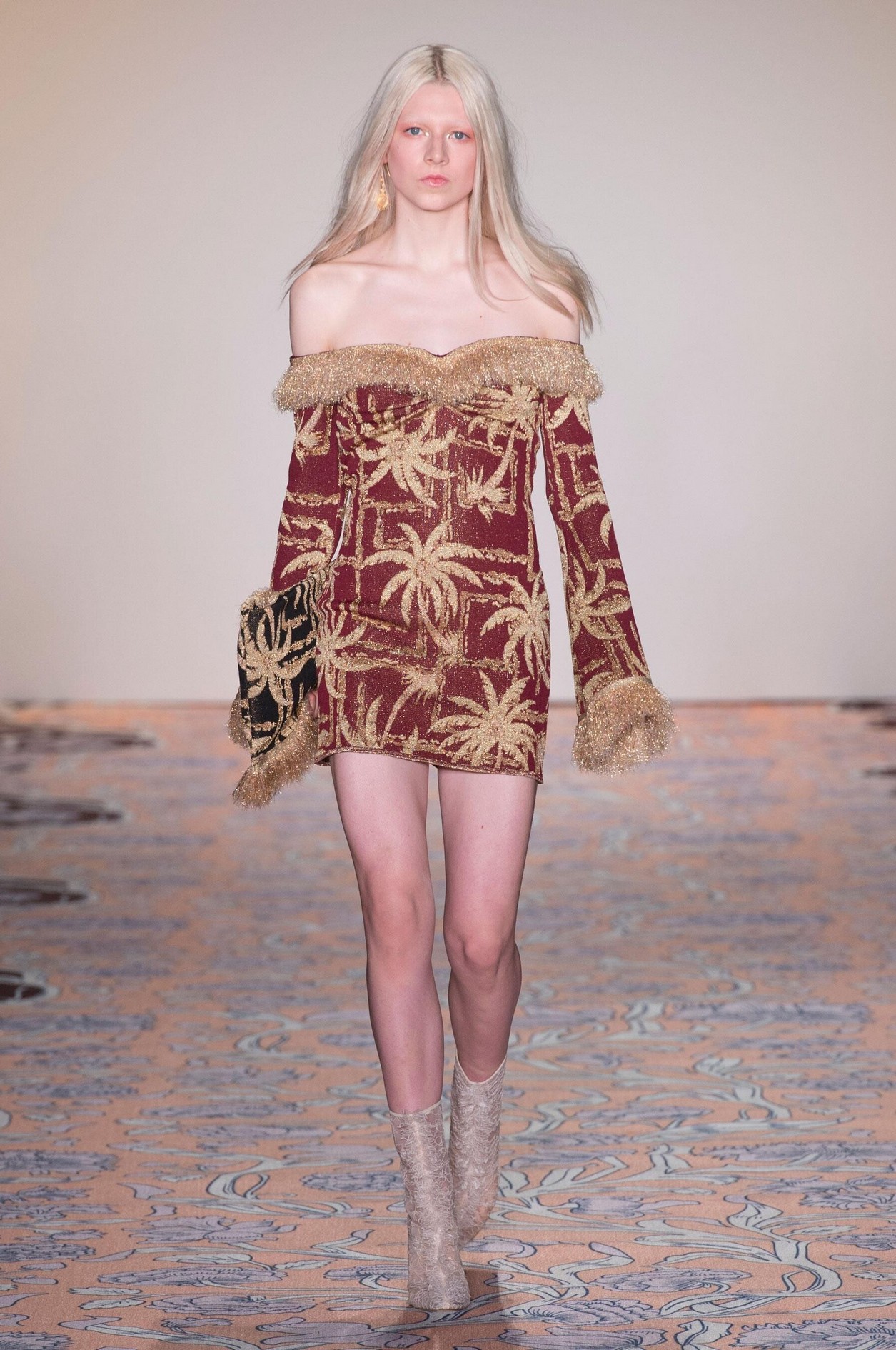 hunter-schafer-model-thefappening-cfd-10 Hunter Schafer Model 2018