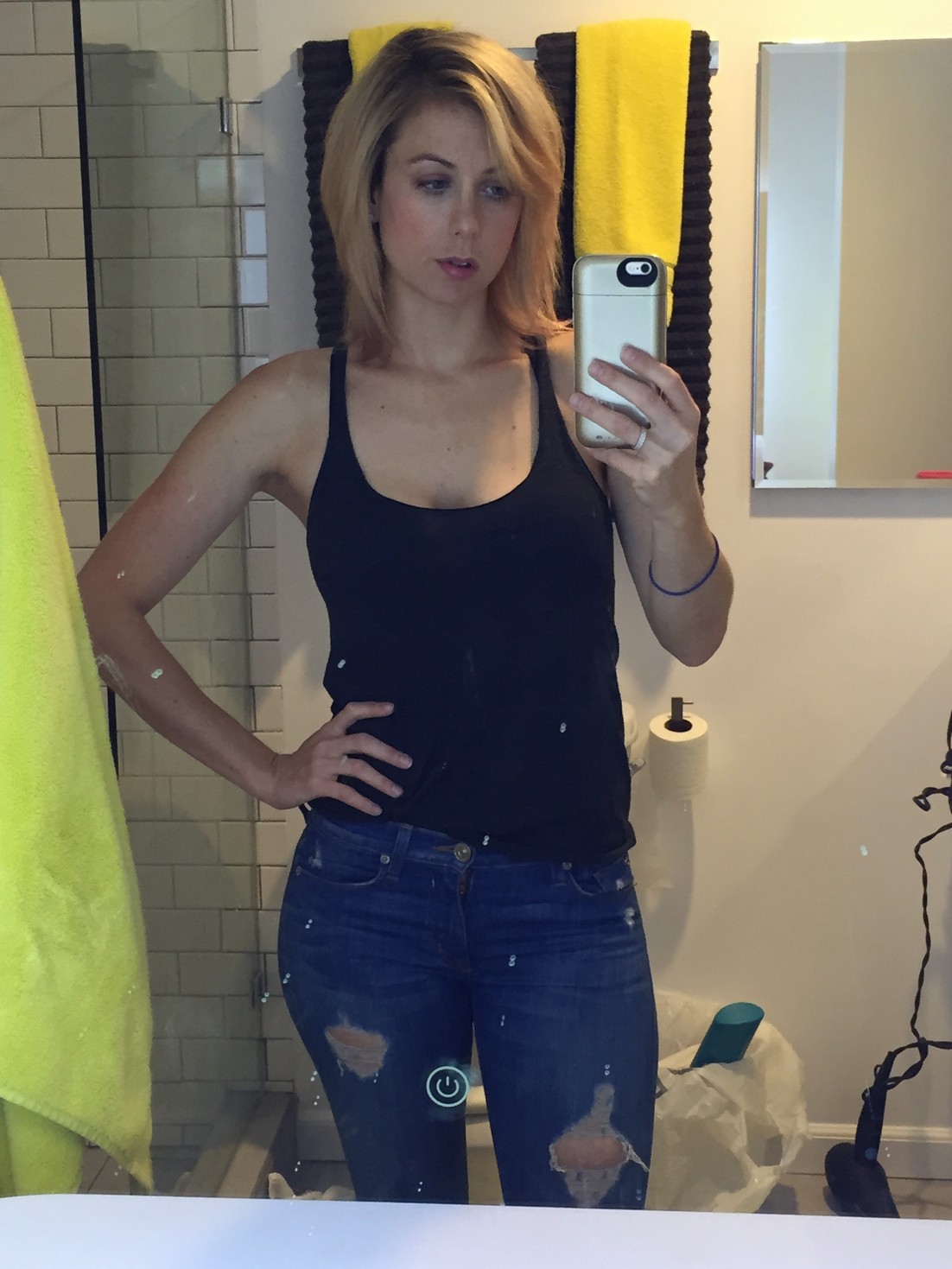 iliza-shlesinger-nude-thefappening-120 iliza shlesinger nude thefappening 120