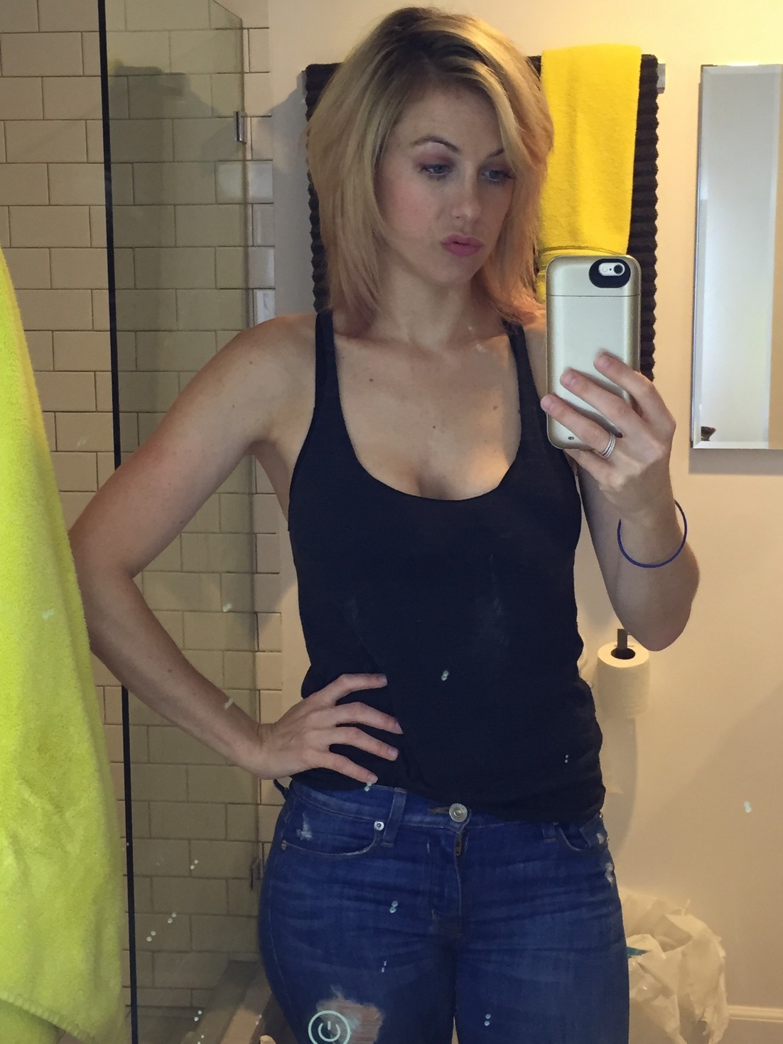 iliza-shlesinger-nude-thefappening-121 iliza shlesinger nude thefappening 121