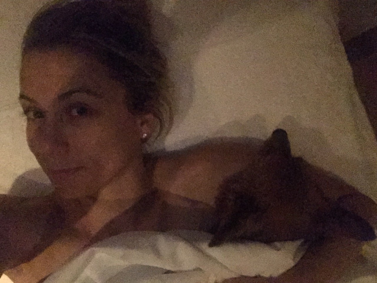 iliza-shlesinger-nude-thefappening-141 iliza shlesinger nude thefappening 141