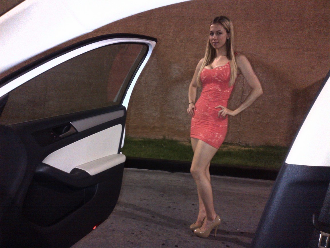 iliza-shlesinger-nude-thefappening-46 iliza shlesinger nude thefappening 46