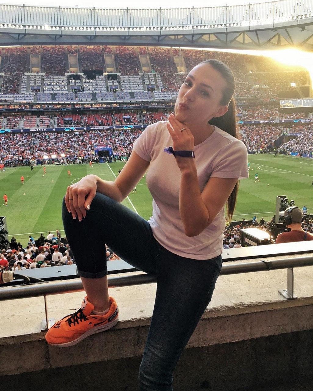 indi-cowie-sexiest-soccer-trickster-in-the-world-thefappening-cfd-38 Indi Cowie Tits