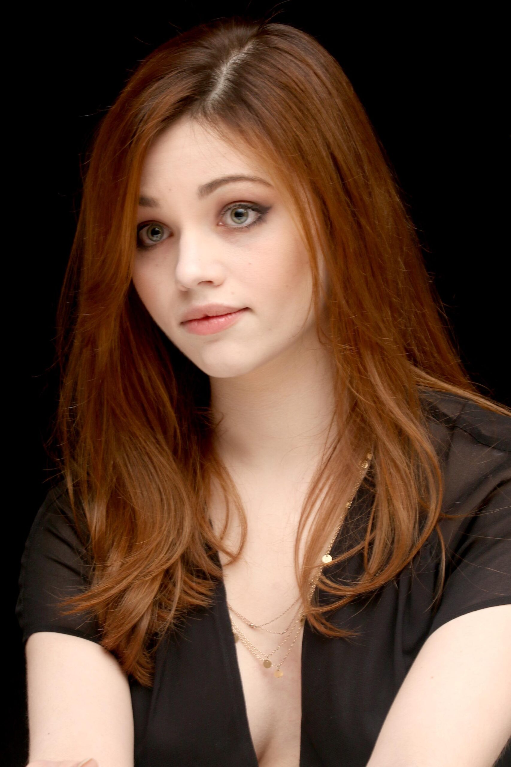 india-eisley-sexy-braless-fauna-hodel-8 india eisley sexy braless fauna hodel 8 scaled