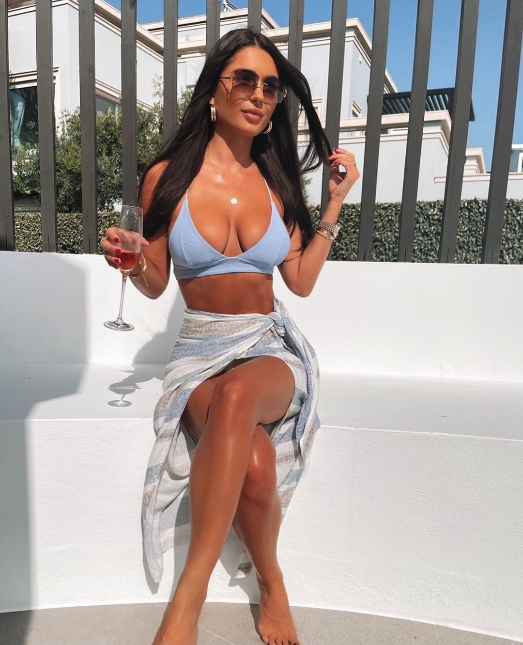 india-reynolds-sexy-thefappening-cfd-2 India Reynolds Legs