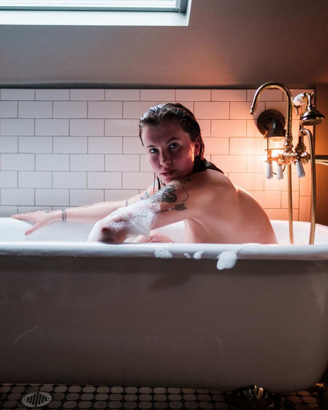 ireland-baldwin-hot-thefappening-cfd-11 Ireland Baldwin Naked In Bath