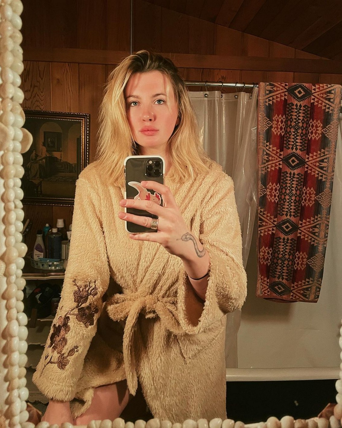 ireland-baldwin-nude-thefappening-cfd-4 Ireland Baldwin Selfie