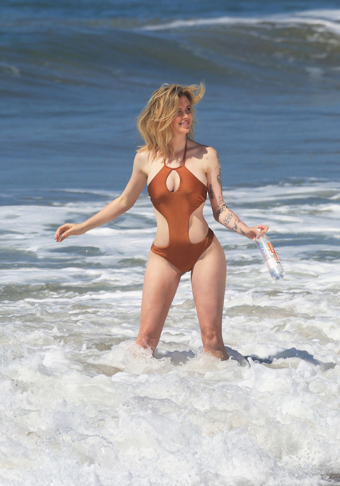 ireland-baldwin-sexy-1 ireland baldwin sexy 1