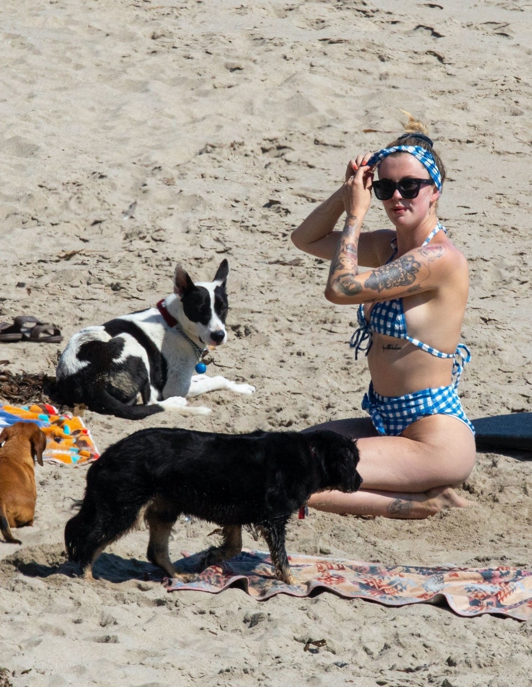 ireland-baldwin-sexy-ass-in-vintage-bikini-thefappening-pro-30 ireland baldwin sexy ass in vintage bikini thefappening pro 30