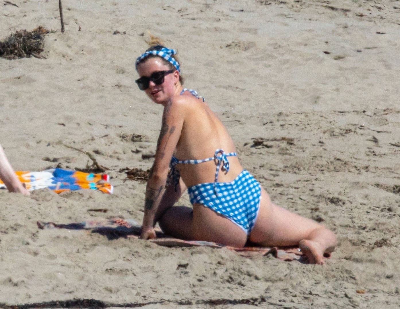 ireland-baldwin-sexy-ass-in-vintage-bikini-thefappening-pro-69 ireland baldwin sexy ass in vintage bikini thefappening pro 69
