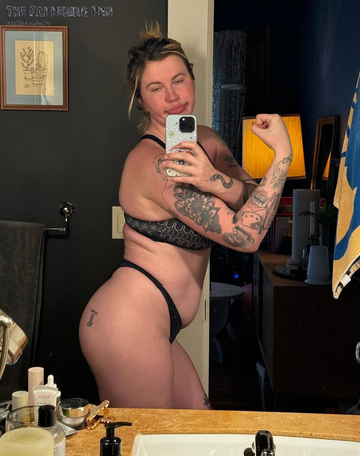 ireland-baldwin-sexy-thefappening-cfd-1-1 Ireland Baldwin In Lingerie Postpartum