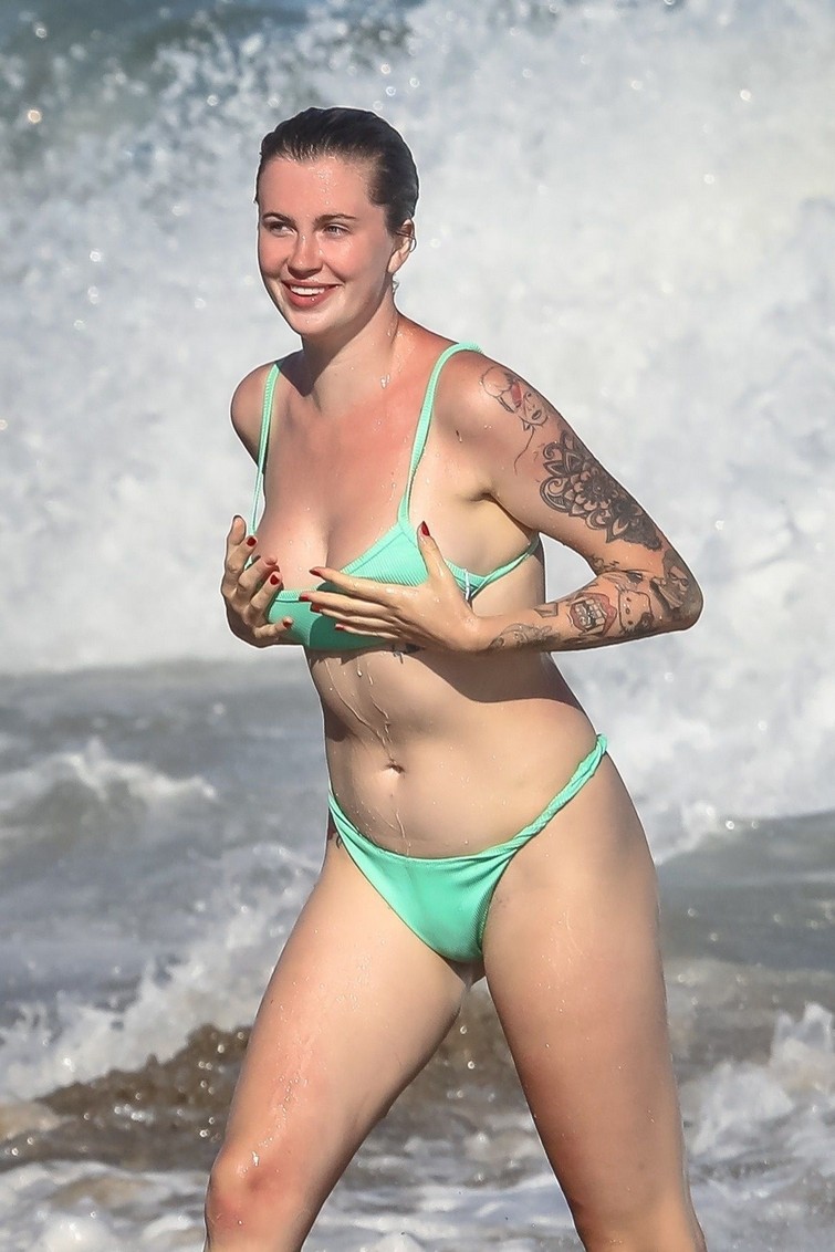 ireland-baldwin-sexy-tits-in-a-bikini-thefappening-pro-19 ireland baldwin sexy tits in a bikini thefappening pro 19