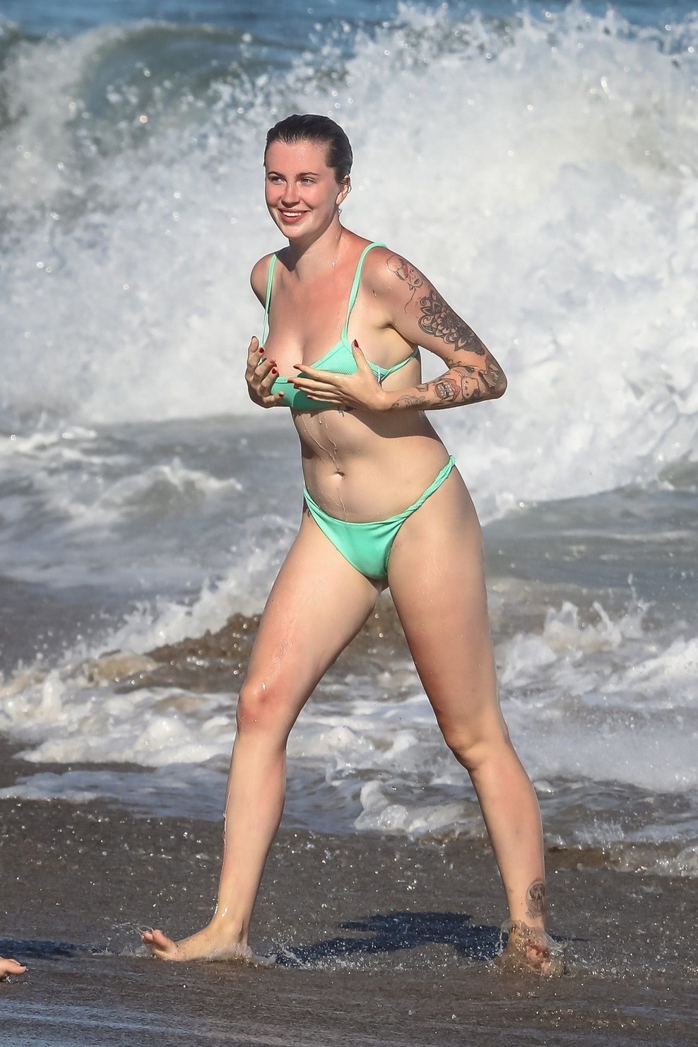 ireland-baldwin-sexy-tits-in-a-bikini-thefappening-pro-22 ireland baldwin sexy tits in a bikini thefappening pro 22