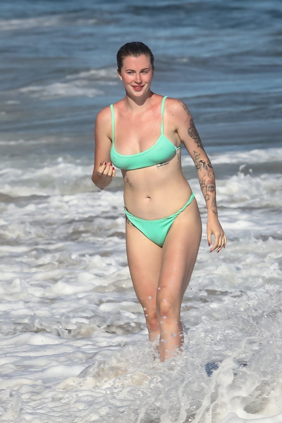 ireland-baldwin-sexy-tits-in-a-bikini-thefappening-pro-51 ireland baldwin sexy tits in a bikini thefappening pro 51