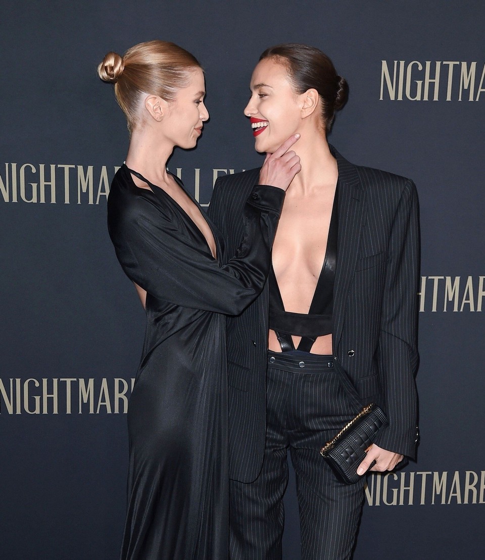irina-shayk-deep-cleavage-thefappening-cfd-13-1 Irina Shayk Deep Cleavage And Sideboobs With Stella Maxwell