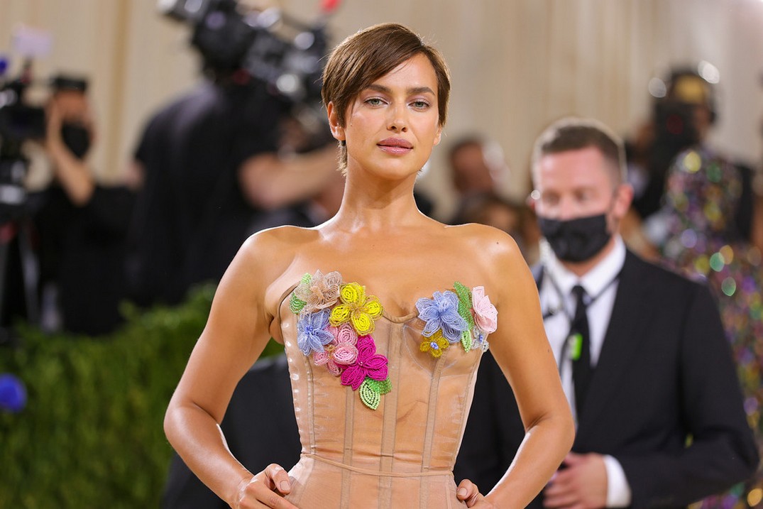 irina-shayk-hot-met-gala-2021-thefappening-cfd-1 irina shayk hot met gala 2021 thefappening cfd 1