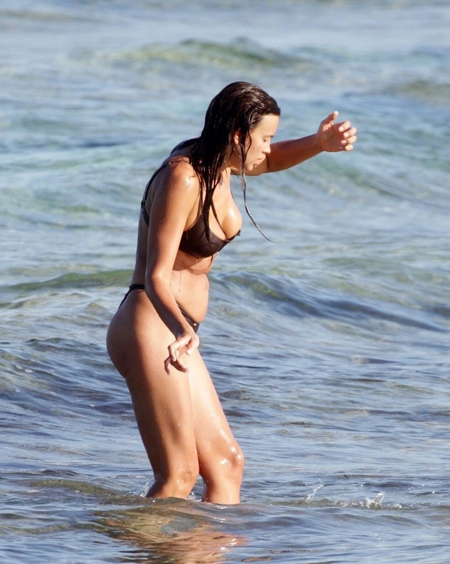 irina-shayk-nip-slip-and-sexy-ass-thefappening-cfd-10 irina shayk nip slip and sexy ass thefappening cfd 10