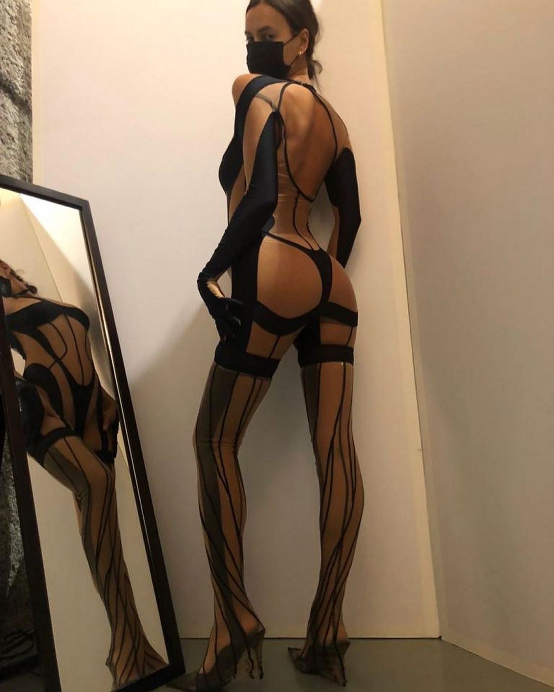 irina-shayk-nude-mugler-body-thefappening-cfd-1 Irina Shayk Ass