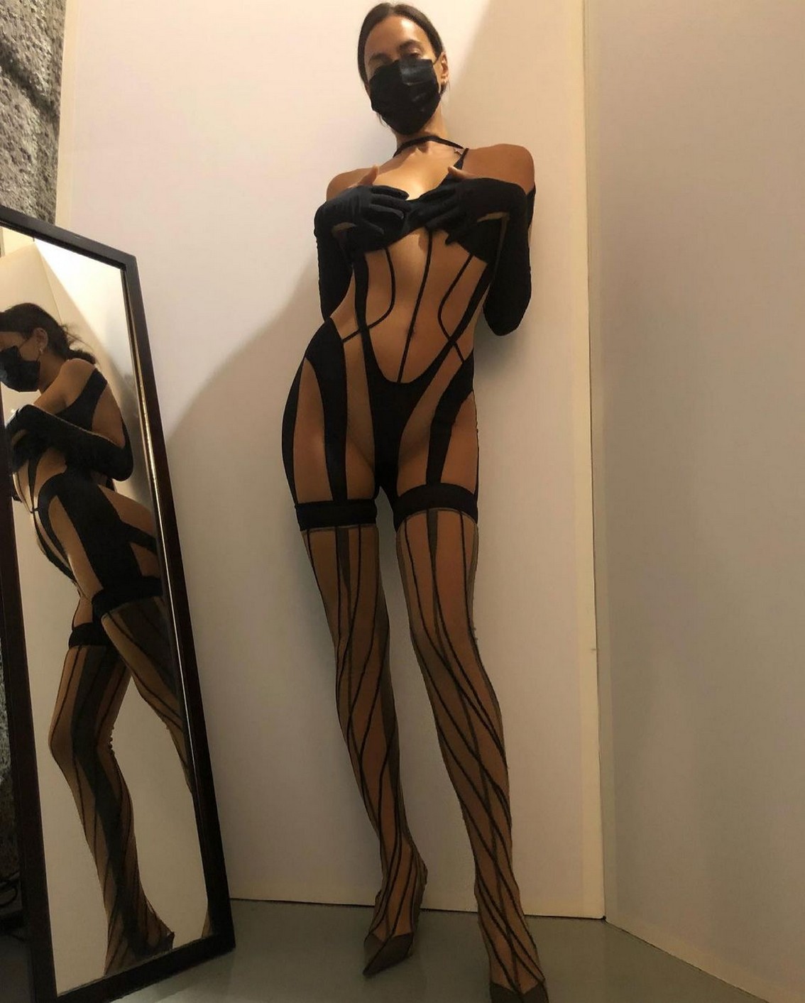 irina-shayk-nude-mugler-body-thefappening-cfd-4-1 Irina Shayk Nude Mugler